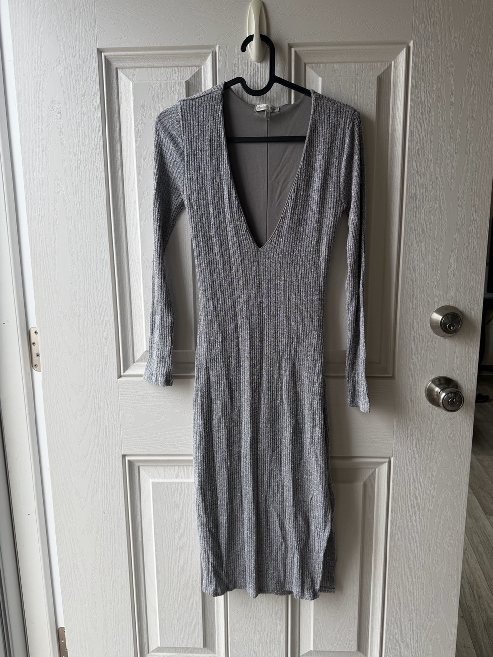 Charlotte Russe Ribbed Deep V-Neck Long Sleeve Gray Dress